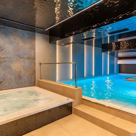 Goralski 2 Z Basenem 4*