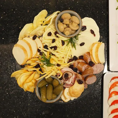 Goralski 2 Z Basenem Aparthotel Białka Tatrzańska