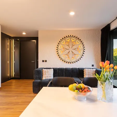 Aparthotel Goralski 2 Z Basenem