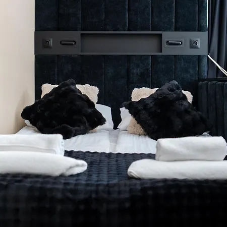 Aparthotel Goralski 2 Z Basenem