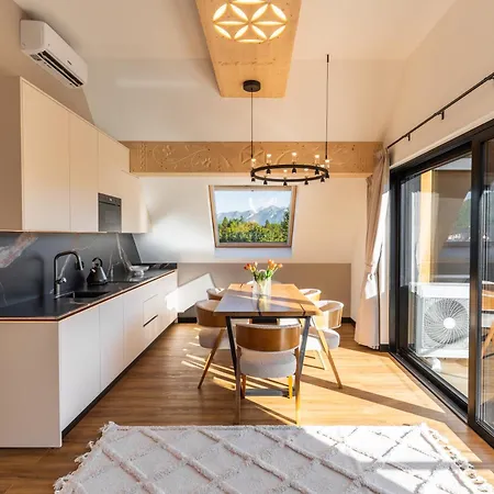 Aparthotel Goralski 2 Z Basenem